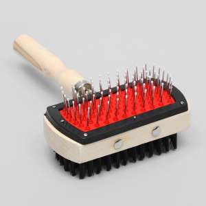 Расческа-щетка двусторонняя с деревянной ручкой 10*17см Пижон