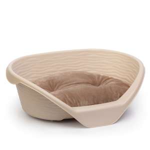 Лежанка пластиковая с подушкой 605*415*205мм бежевый Альтернатива