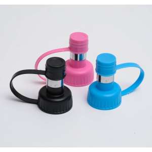 Насадка на бутылку для поения животных 5,5*5,5*3см микс цветов Пижон