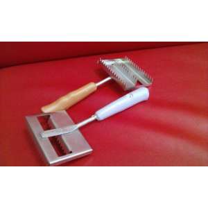 Скребница для КРС